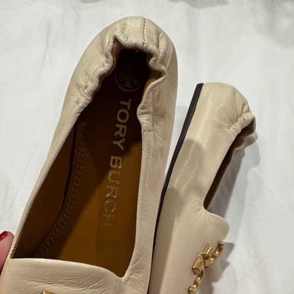 Tory Burch Cream Eleanor Round Toe Loafers, 5.5 women’s - Picture 10 of 13